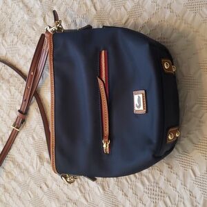 Dooney & Bourke wayfarer nylon mini